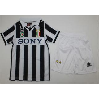 Juventus 1a Equipación 95/96 - NIÑOS
